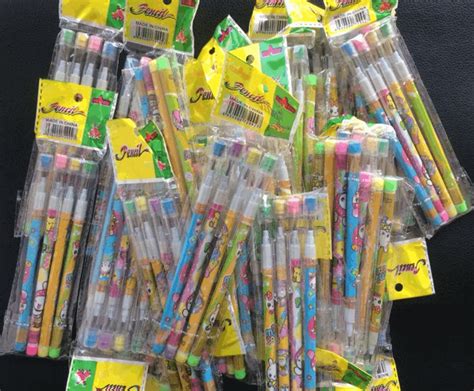 pencil in Filipino .
